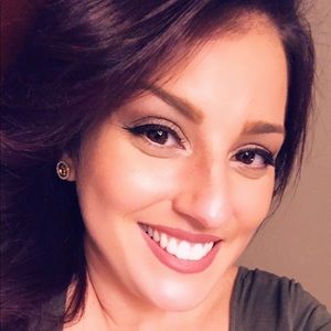 Meet your Posher, Fernanda